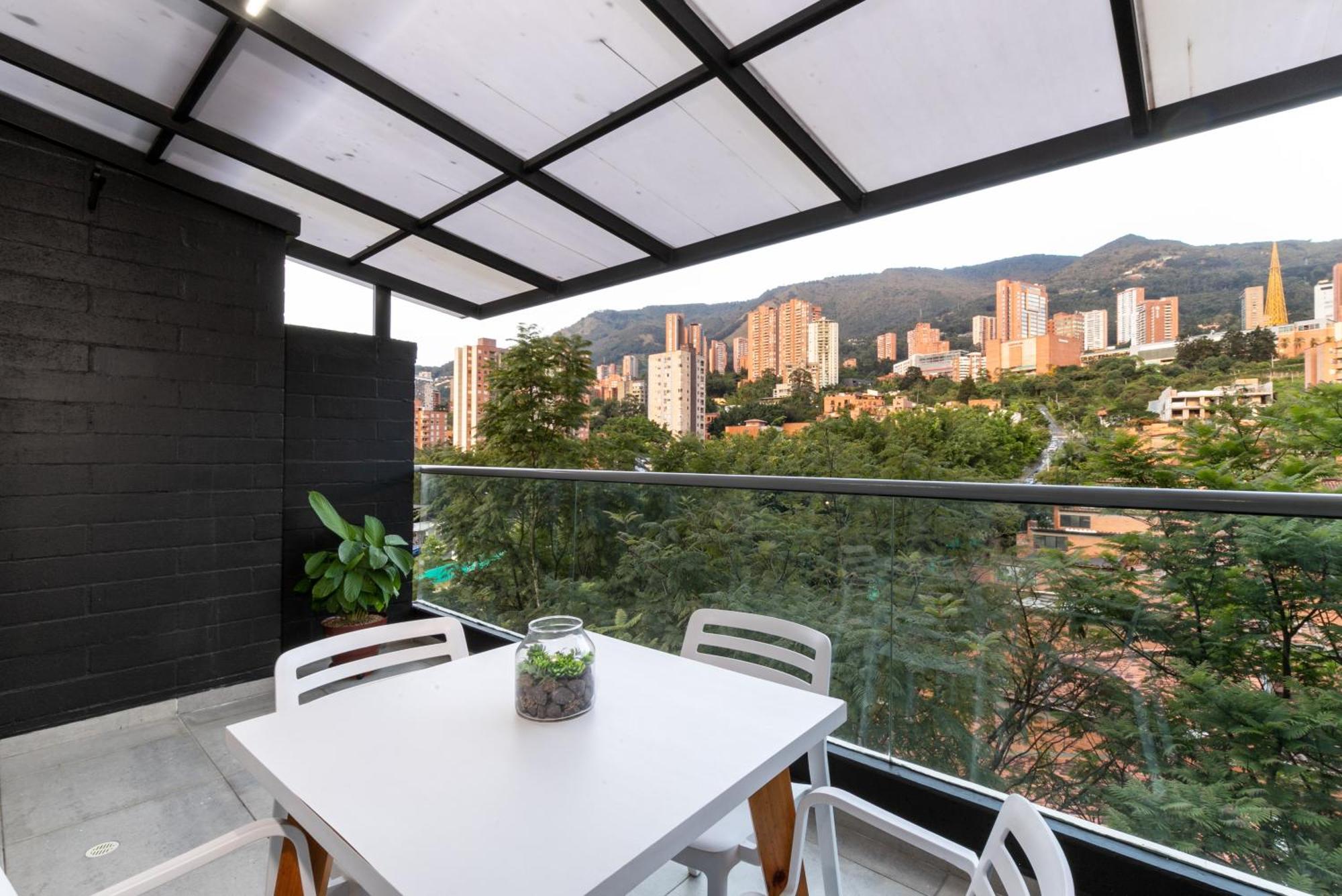 Apartamentos Borbon Suites Medellín Exterior foto