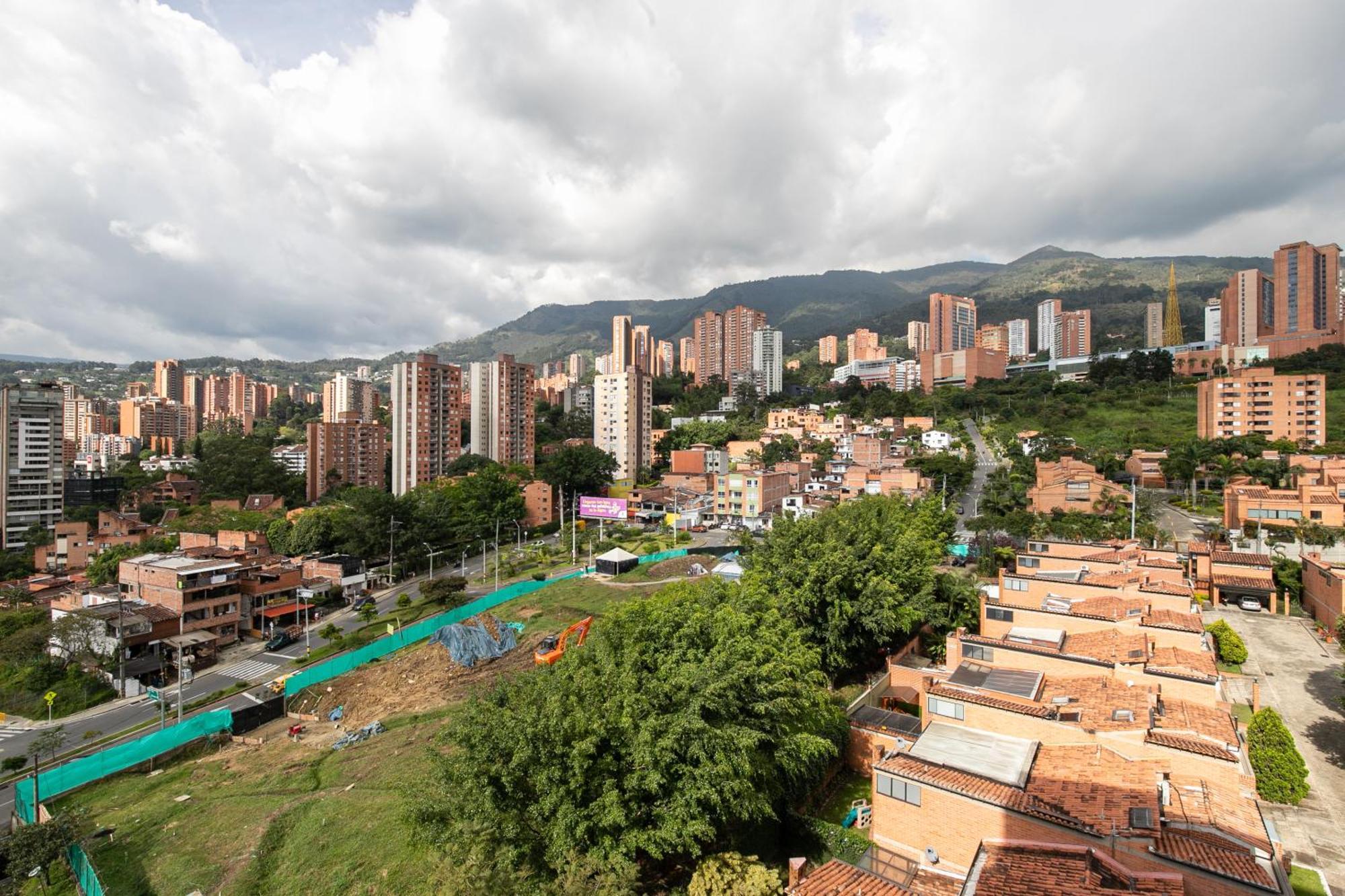 Apartamentos Borbon Suites Medellín Exterior foto
